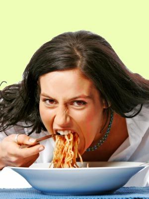 comiendo por ansiedad comiendo por ansiedad La ansiedad y el estrés ayudan a subir de peso